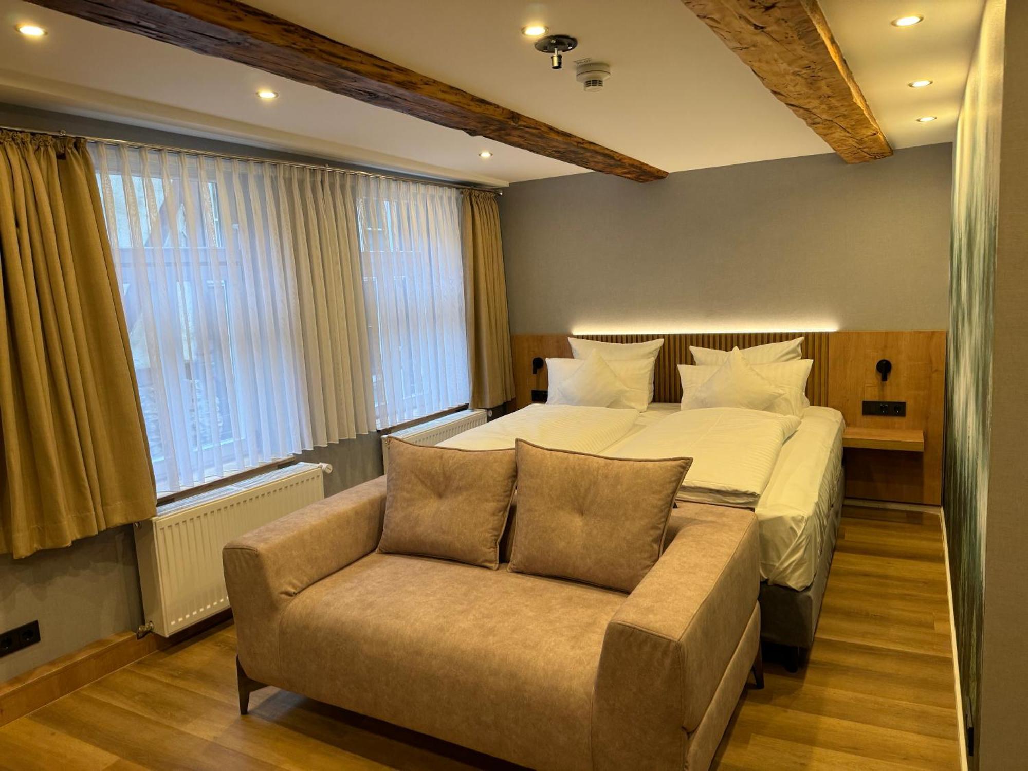 Goldener Stern Hotel Гослар Екстериор снимка